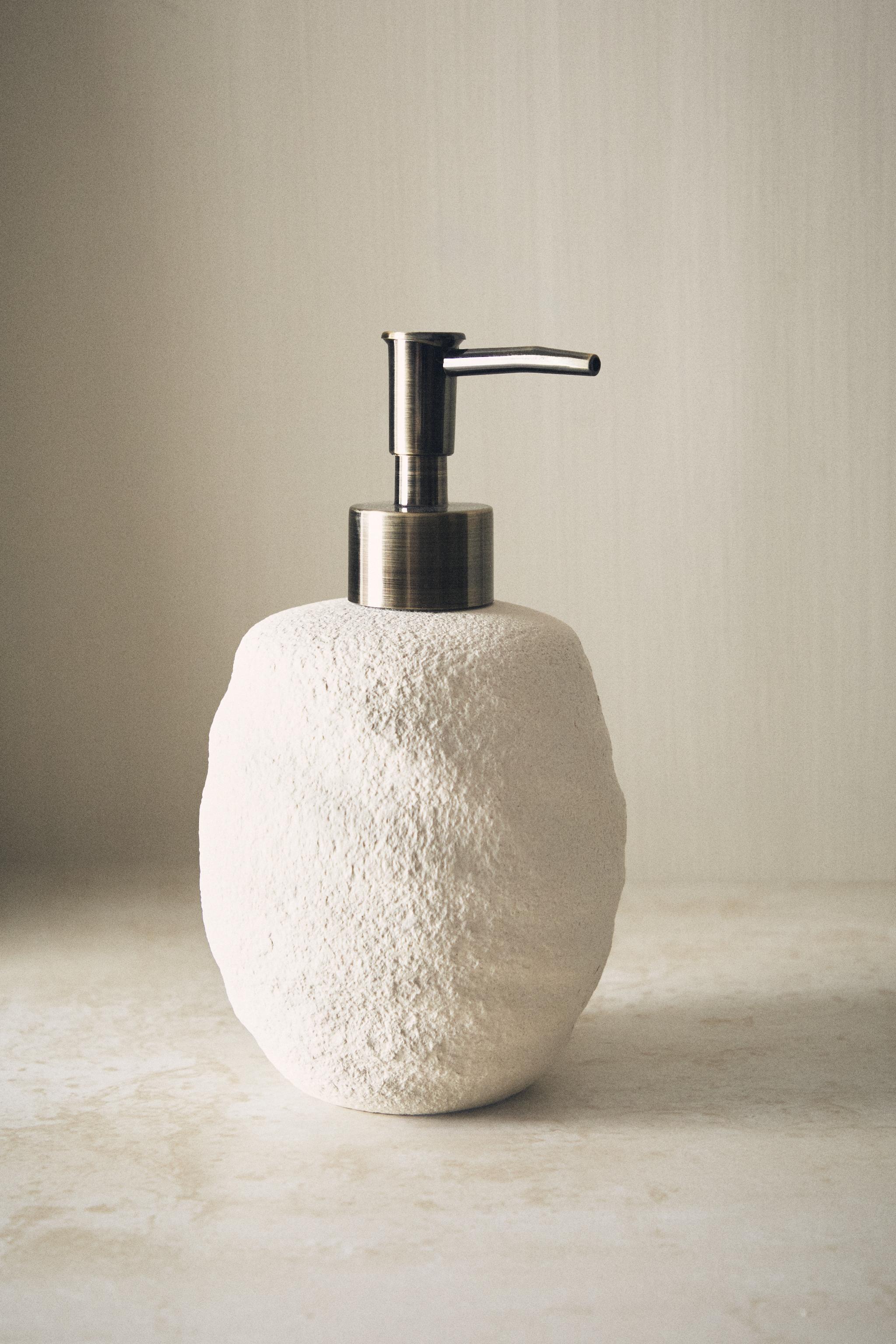 TEXTURED CERAMIC SOAP DISPENSER
